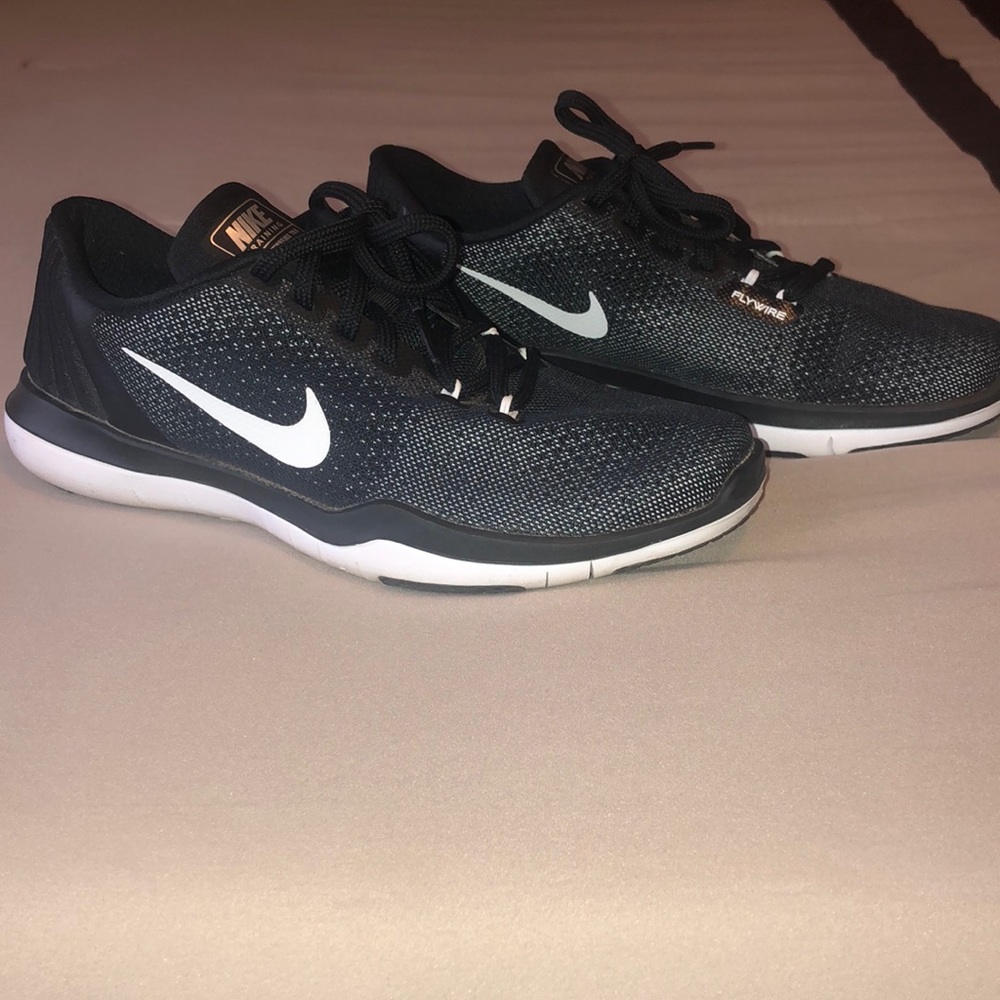 Nike Flex Supreme TR5 Training Shoe